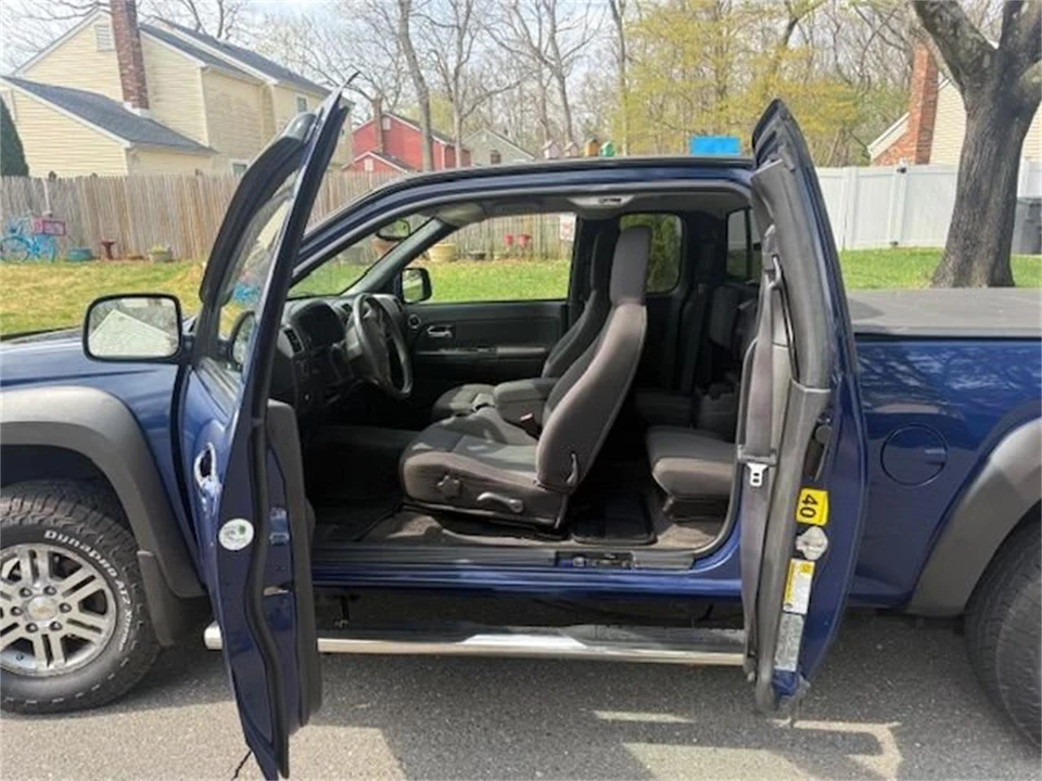 2012 Chevrolet Colorado 1st Gen - Image 11 of 15