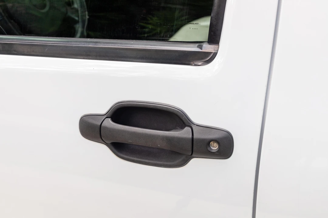 2012 Chevrolet Colorado 1st Gen - Image 15 of 31