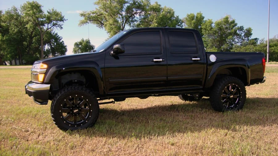 2012 Chevrolet Colorado 1st Gen - Image 2 of 10