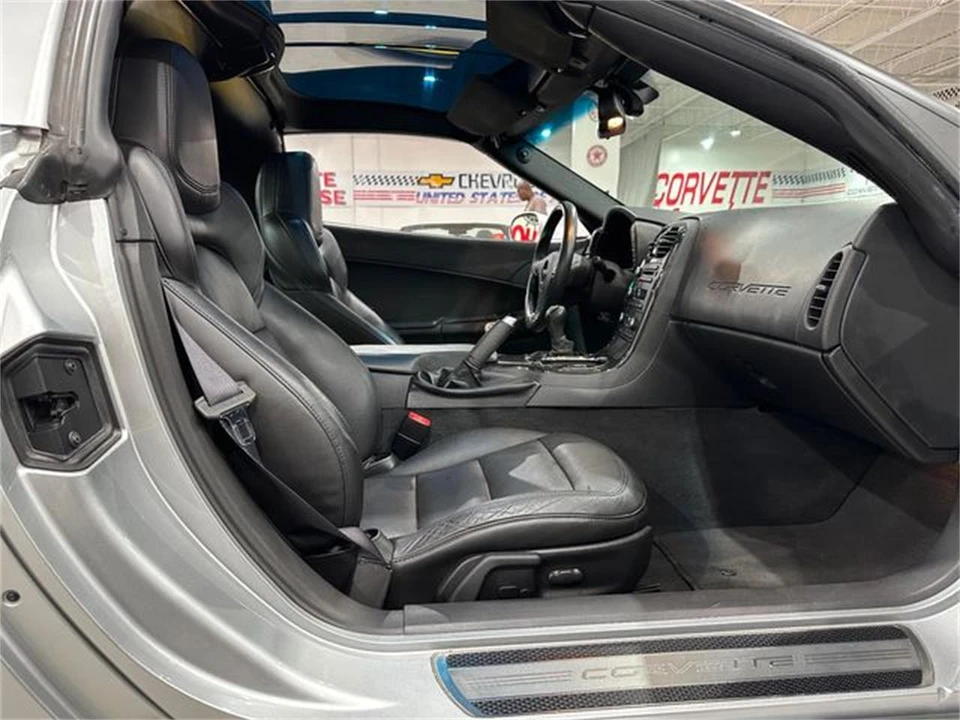 2012 Chevrolet Corvette C6 - Image 10 of 30