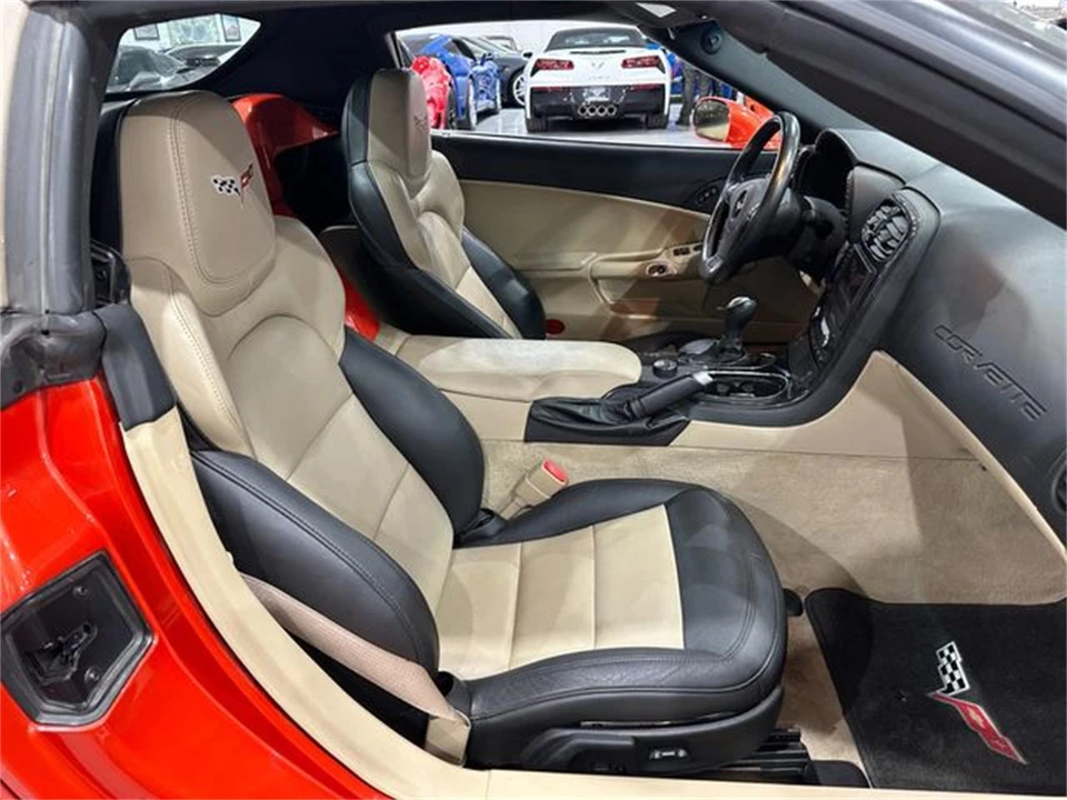 2012 Chevrolet Corvette C6 - Image 10 of 27