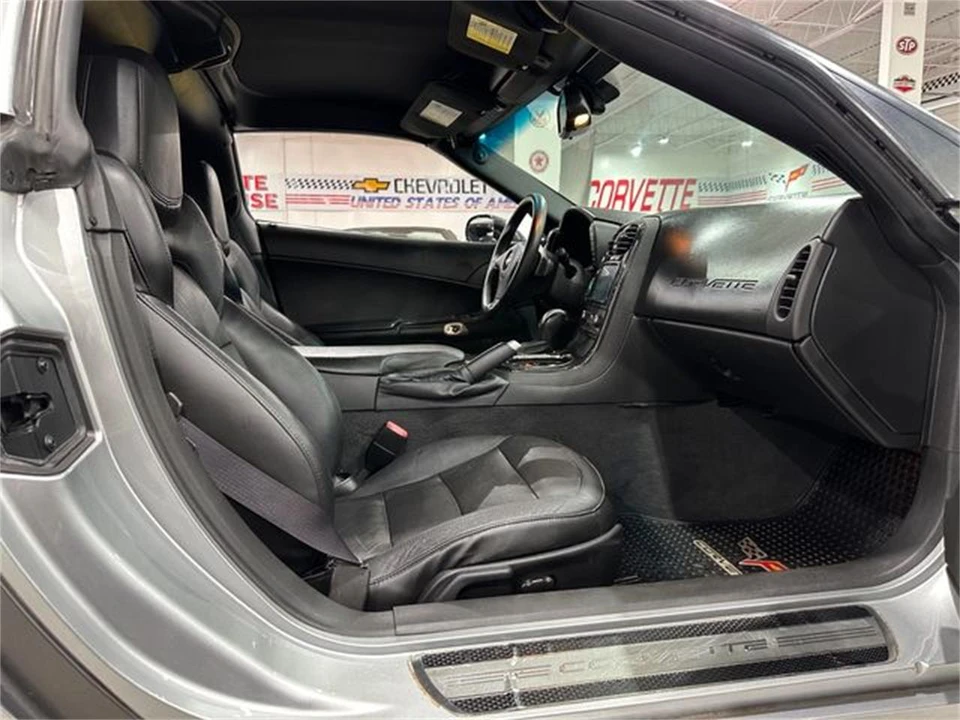 2012 Chevrolet Corvette C6 - Image 10 of 30