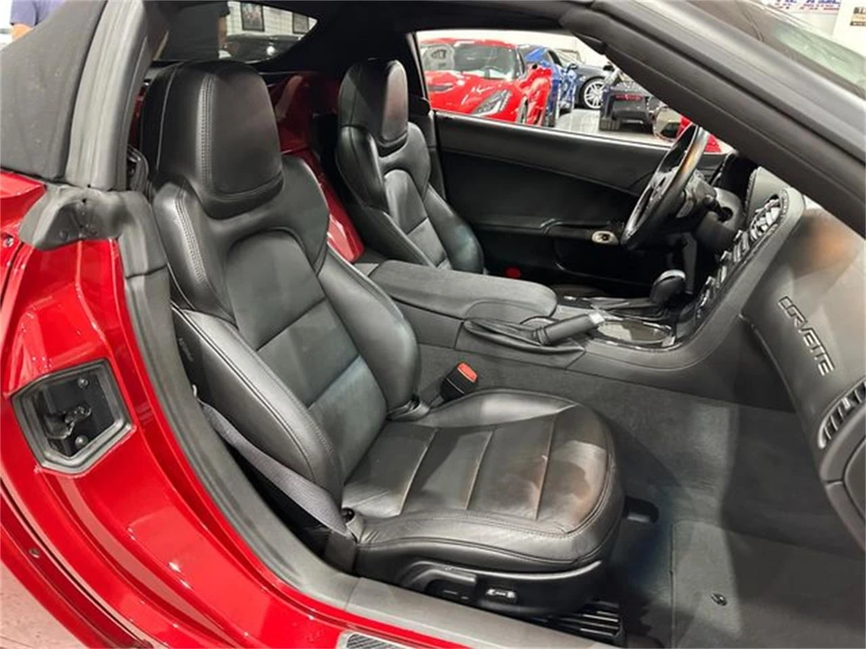 2012 Chevrolet Corvette C6 - Image 13 of 30