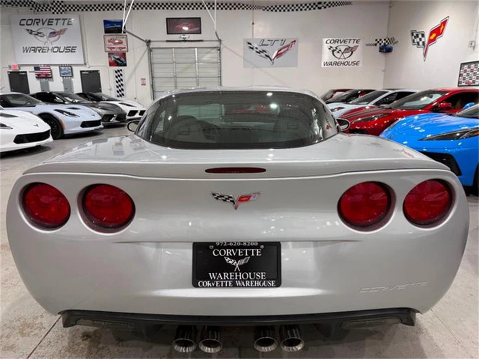 2012 Chevrolet Corvette C6 - Image 4 of 10
