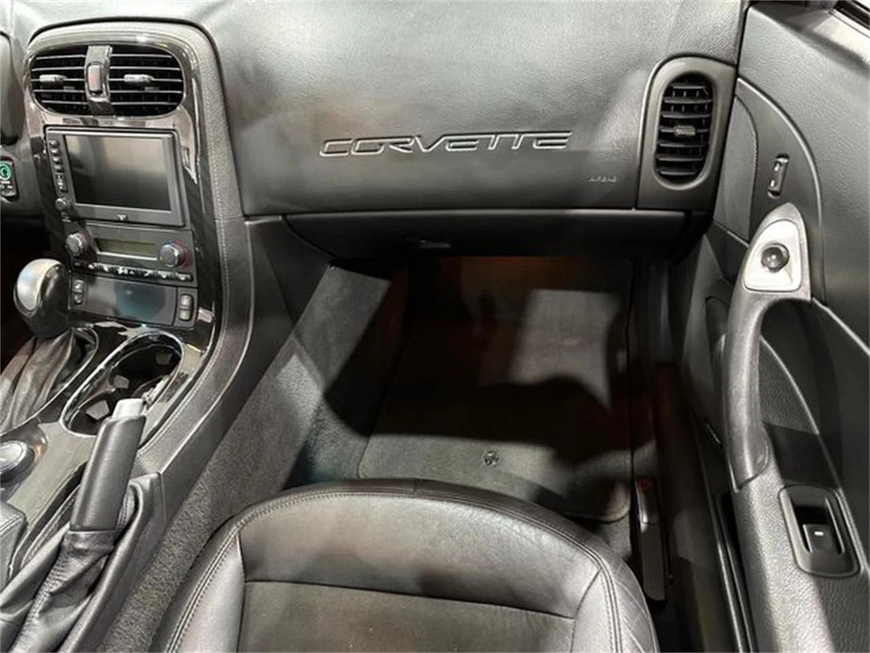 2012 Chevrolet Corvette C6 - Image 13 of 30