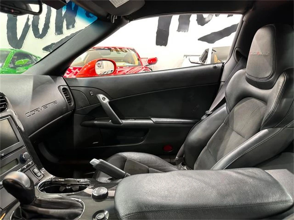 2012 Chevrolet Corvette C6 - Image 15 of 30