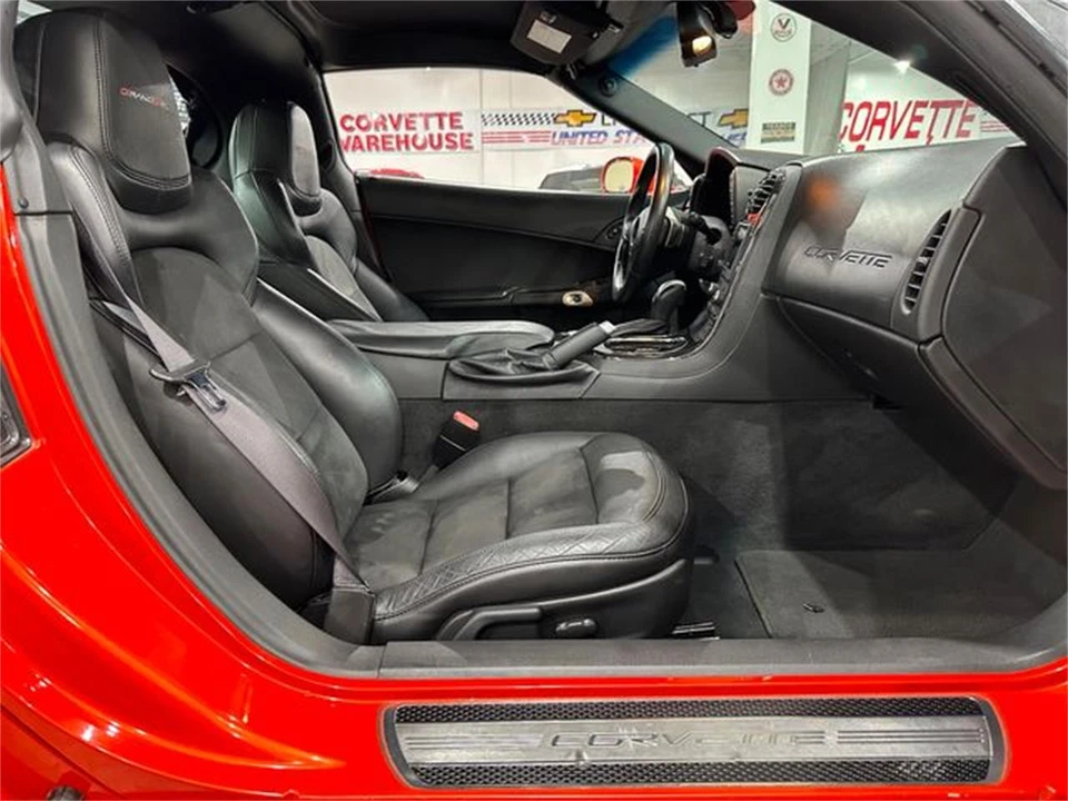 2012 Chevrolet Corvette C6 - Image 10 of 30