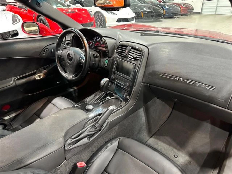 2012 Chevrolet Corvette C6 - Image 10 of 30