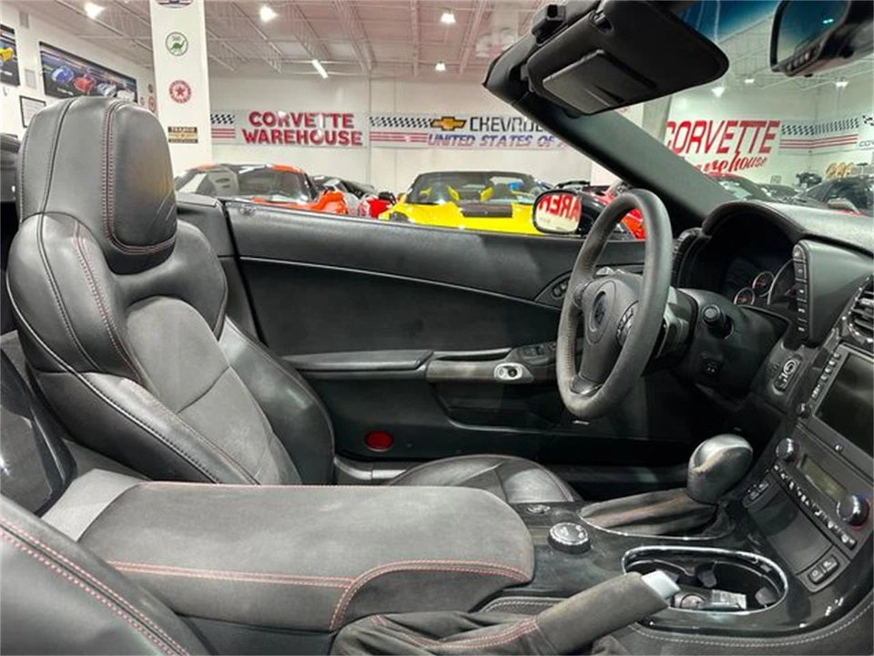 2012 Chevrolet Corvette C6 - Image 13 of 30