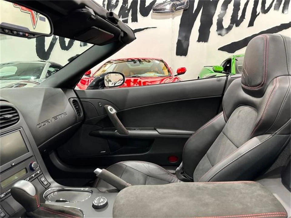 2012 Chevrolet Corvette C6 - Image 18 of 30
