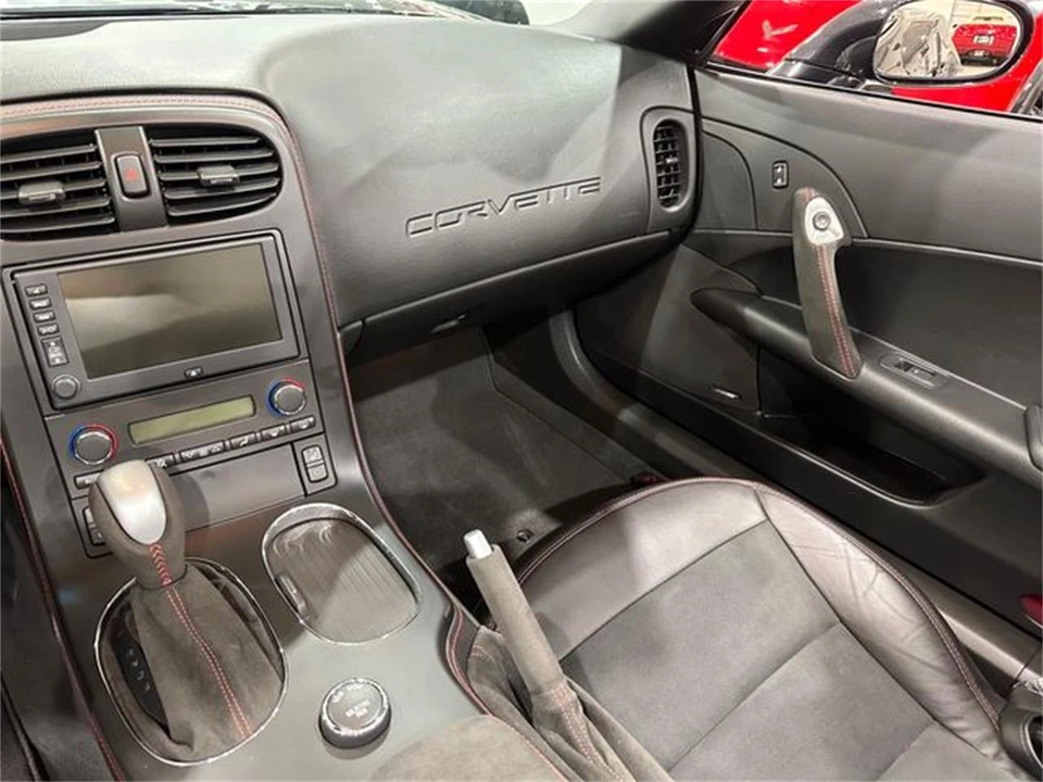 2012 Chevrolet Corvette C6 - Image 16 of 30