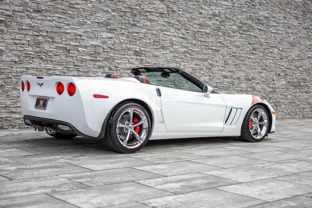 2012 Chevrolet Corvette C6 - Image 15 of 21
