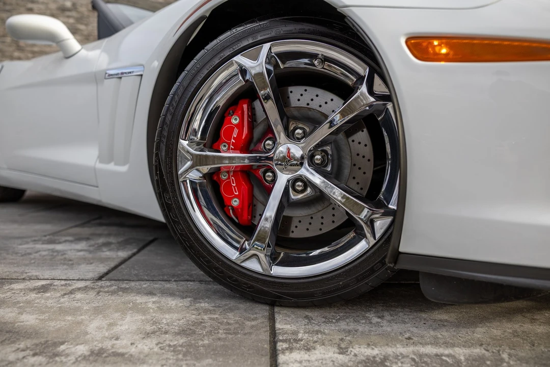 2012 Chevrolet Corvette C6 - Image 5 of 21