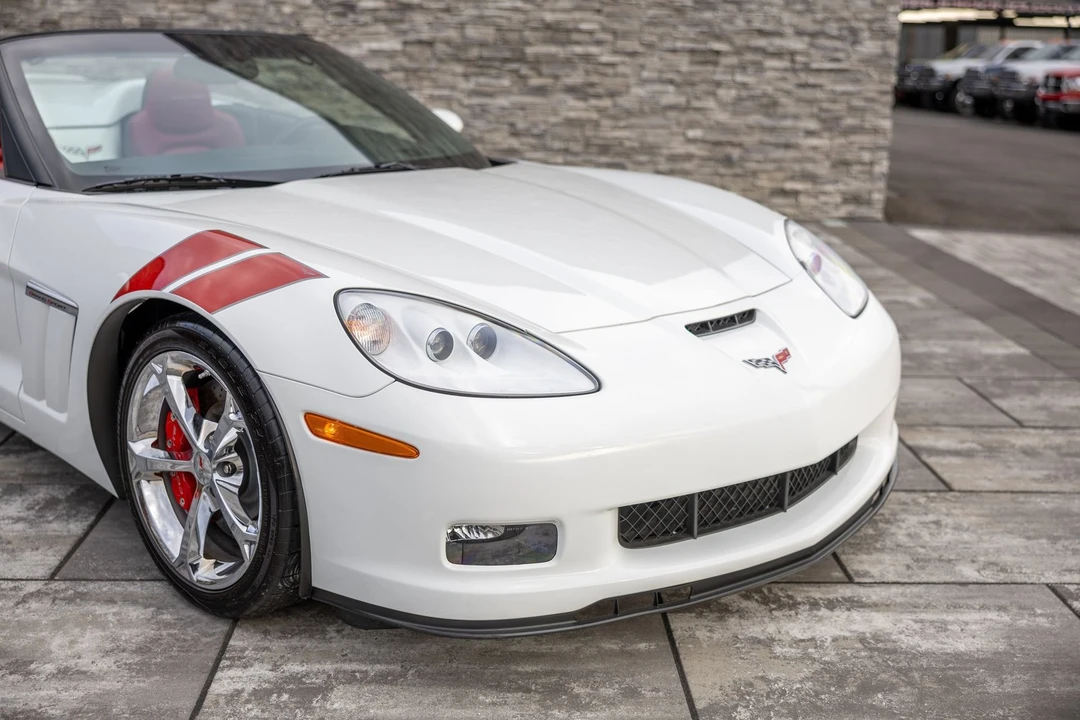 2012 Chevrolet Corvette C6 - Image 10 of 21