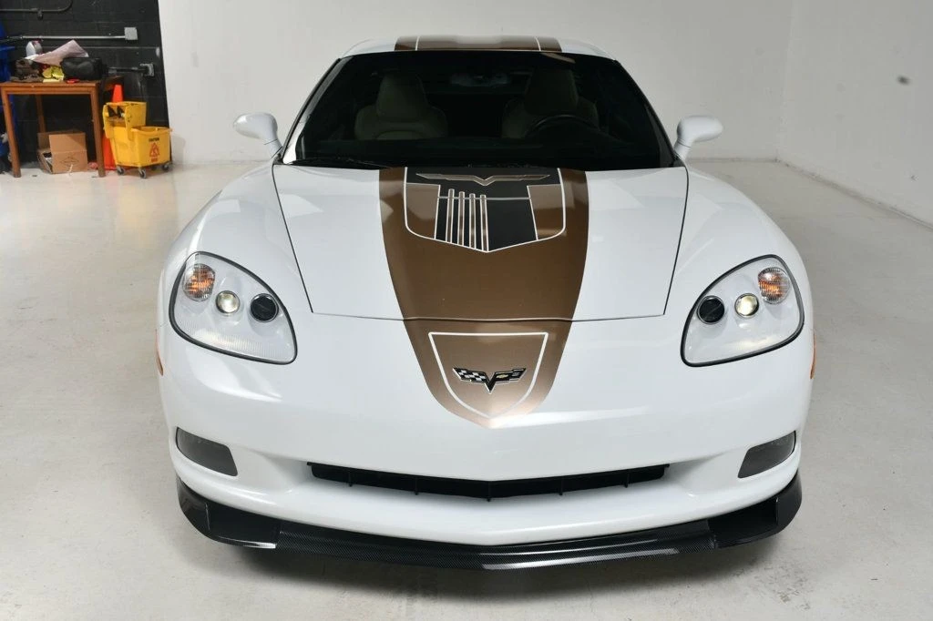 2012 Chevrolet Corvette C6 - Image 10 of 12