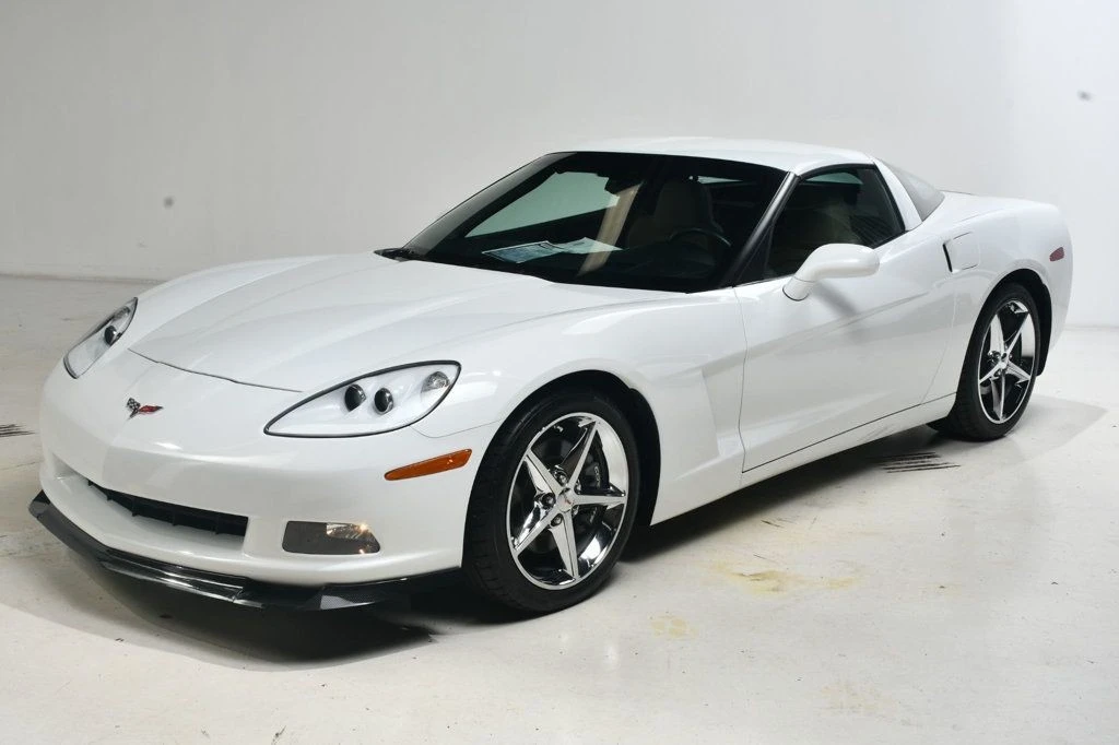 2012 Chevrolet Corvette C6 - Image 2 of 12