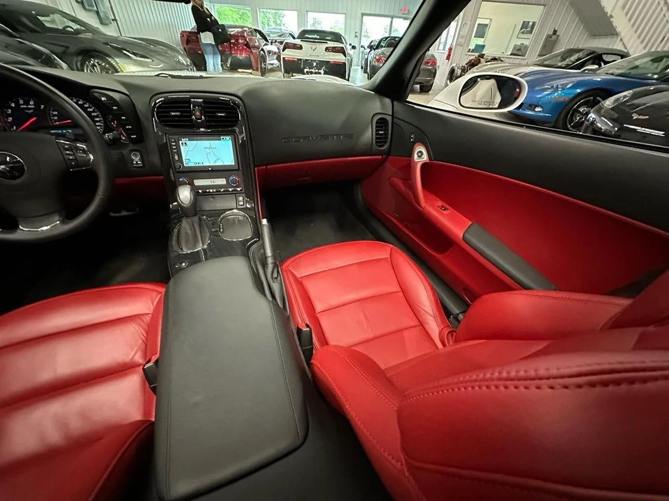 2012 Chevrolet Corvette C6 - Image 18 of 21