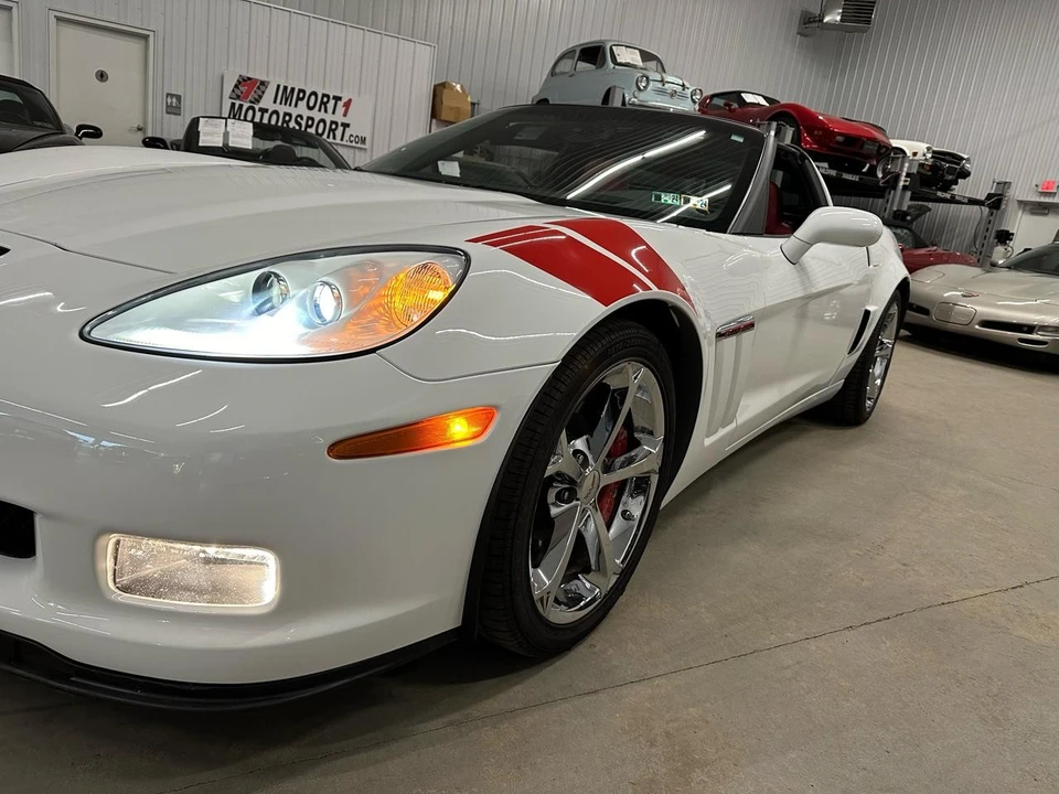 2012 Chevrolet Corvette C6 - Image 11 of 21