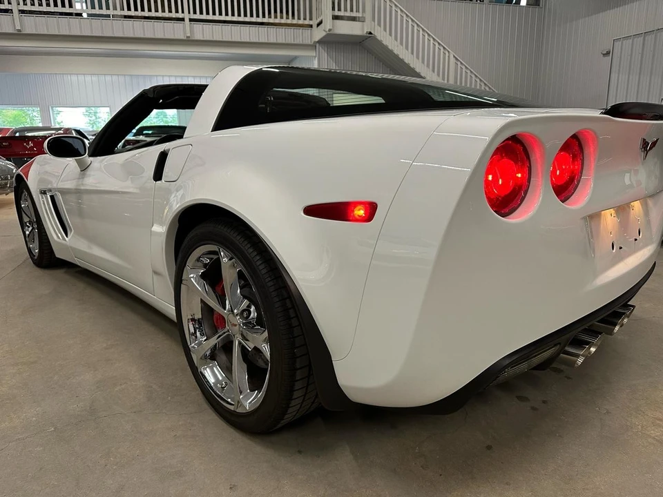 2012 Chevrolet Corvette C6 - Image 12 of 21