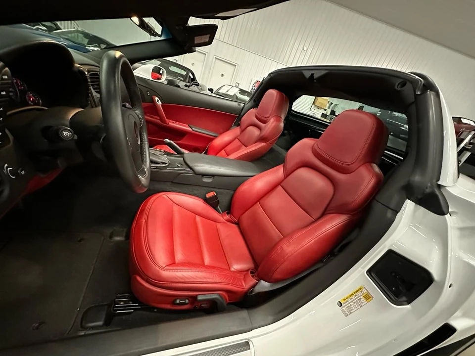 2012 Chevrolet Corvette C6 - Image 15 of 21