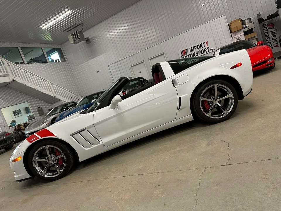 2012 Chevrolet Corvette C6 - Image 14 of 21
