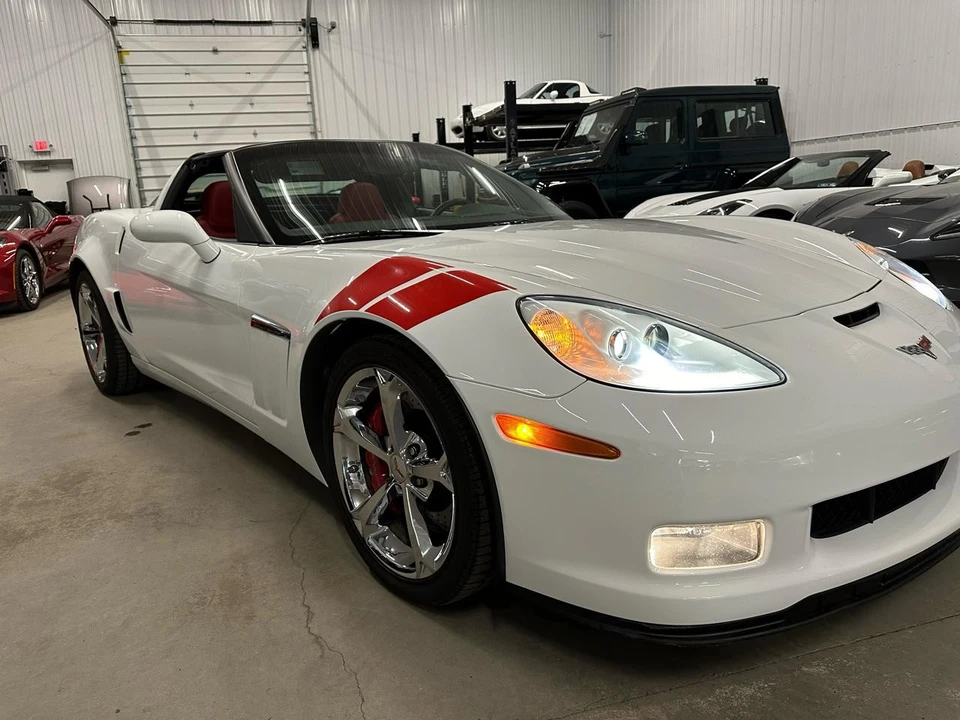 2012 Chevrolet Corvette C6 - Image 13 of 21