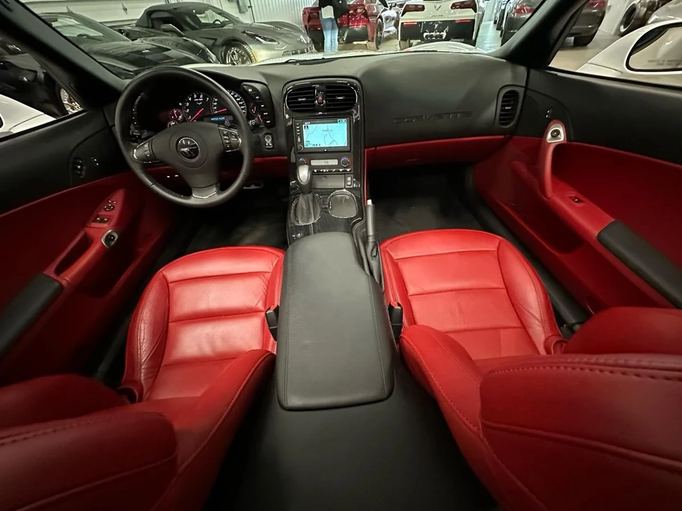 2012 Chevrolet Corvette C6 - Image 17 of 21