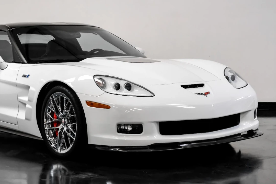 2012 Chevrolet Corvette C6 ZR1 - Image 6 of 31
