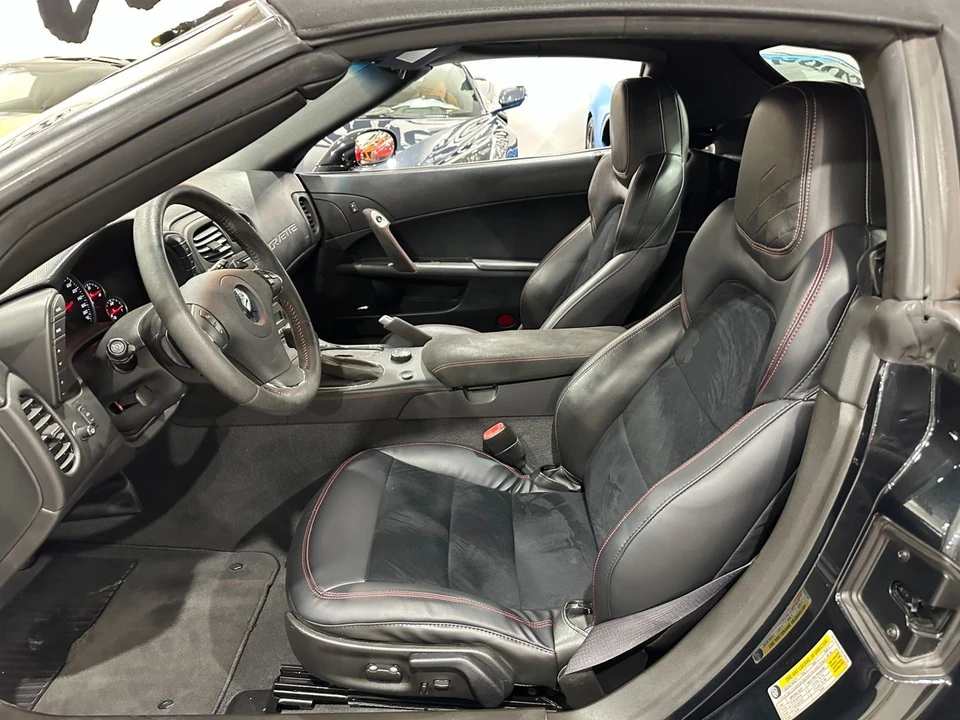 2012 Chevrolet Corvette C6 - Image 15 of 21