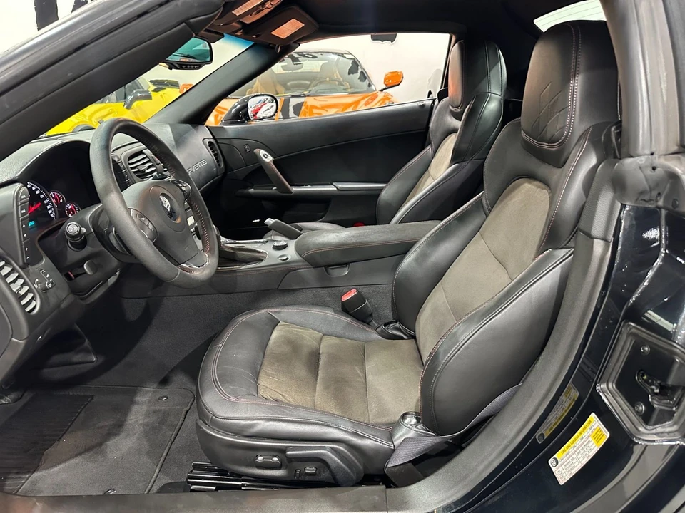 2012 Chevrolet Corvette C6 - Image 18 of 21