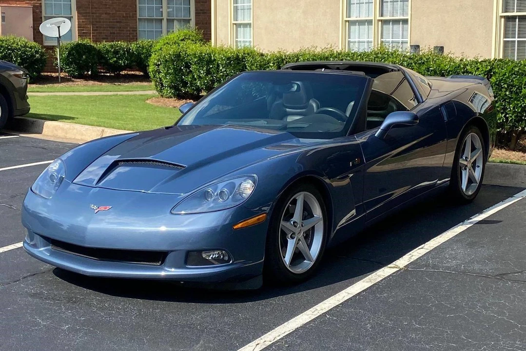 2012 Chevrolet Corvette C6 - Image 3 of 31