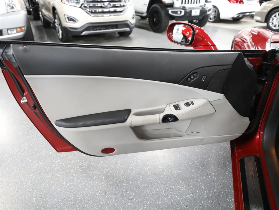2012 Chevrolet Corvette C6 - Image 23 of 31