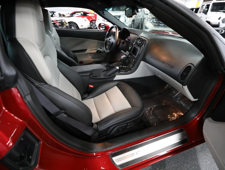 2012 Chevrolet Corvette C6 - Image 19 of 31