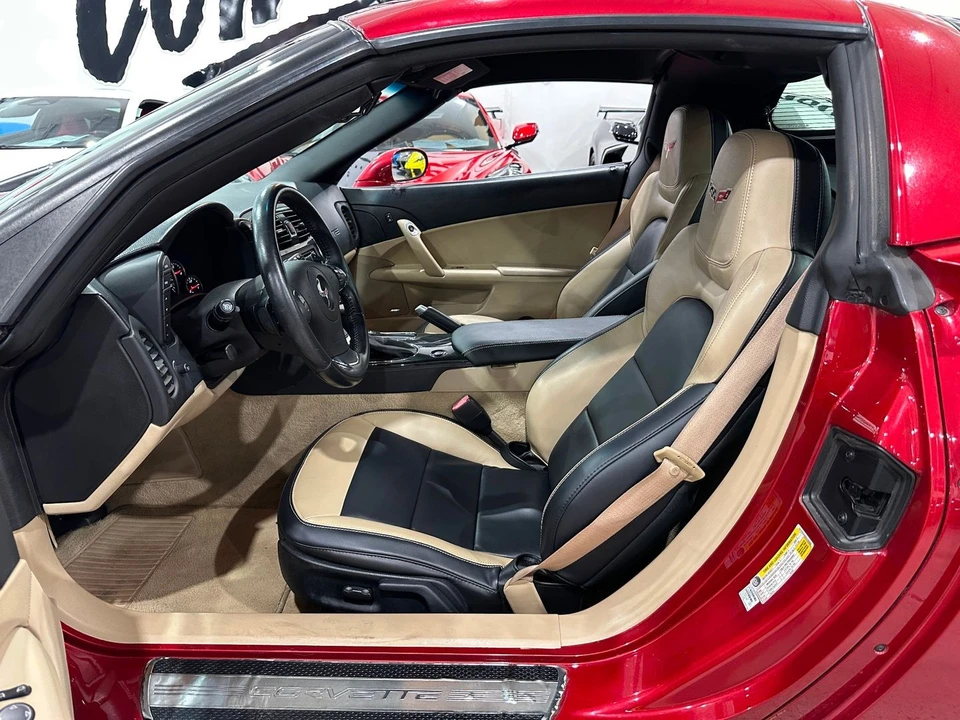 2012 Chevrolet Corvette C6 - Image 10 of 21