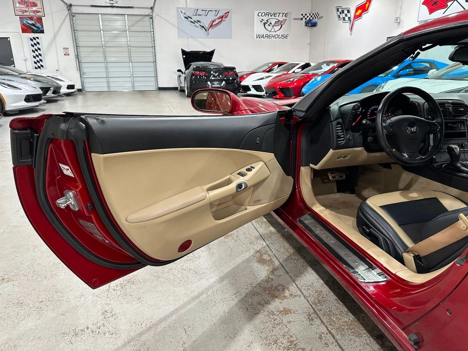 2012 Chevrolet Corvette C6 - Image 15 of 21