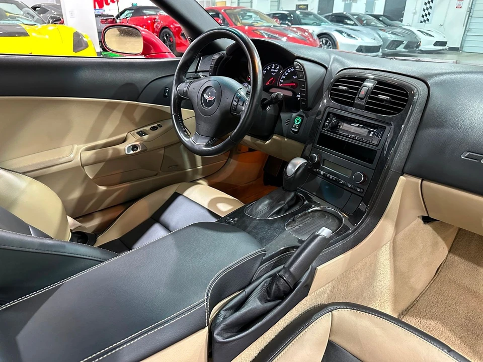 2012 Chevrolet Corvette C6 - Image 13 of 21