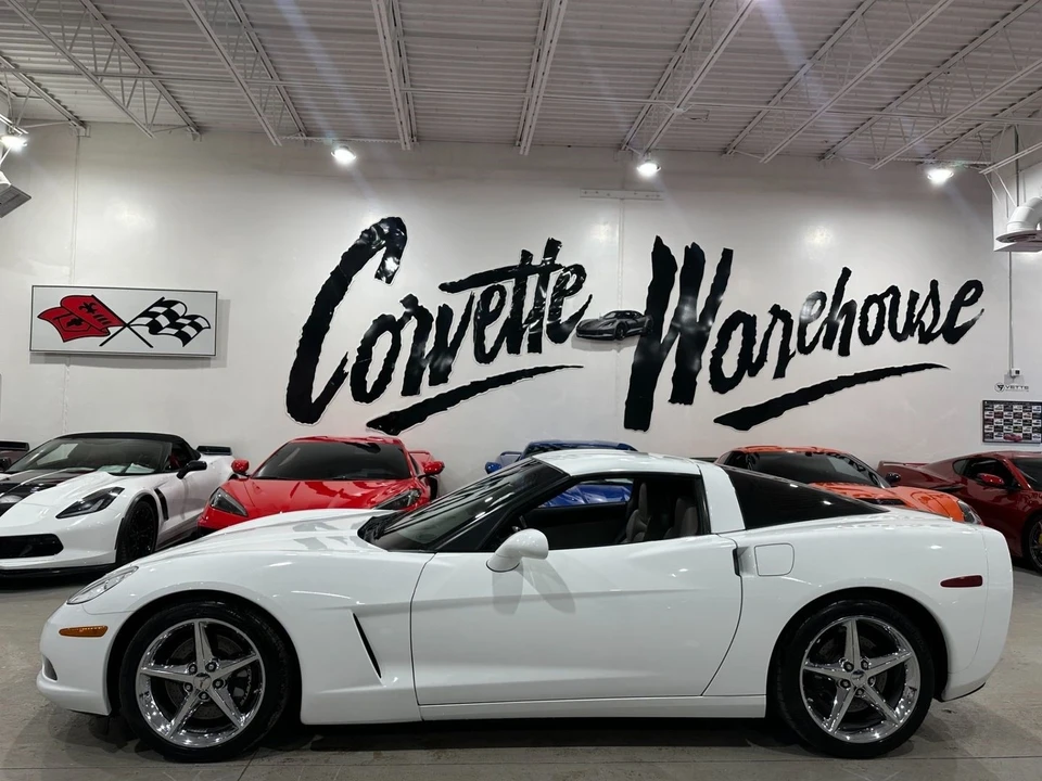 2012 Chevrolet Corvette C6 - Image 2 of 11