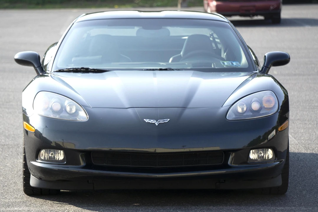2012 Chevrolet Corvette C6 - Image 2 of 31
