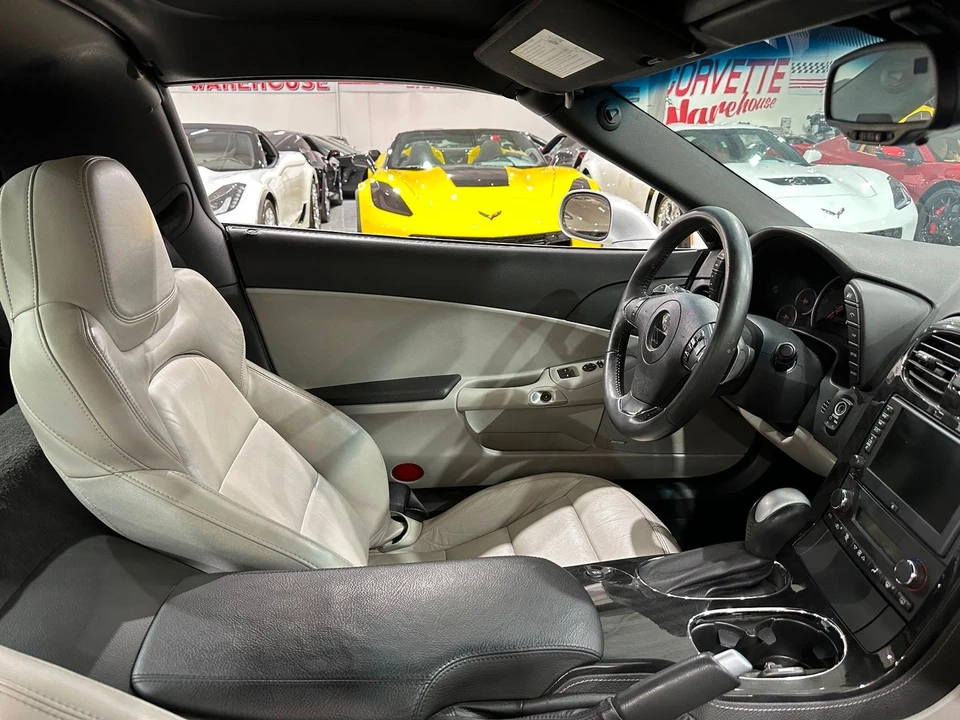 2012 Chevrolet Corvette C6 Grand Sport - Image 13 of 21