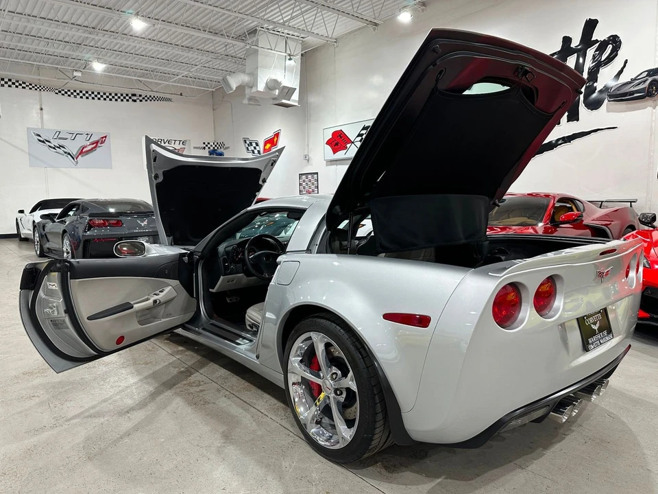 2012 Chevrolet Corvette C6 Grand Sport - Image 17 of 21