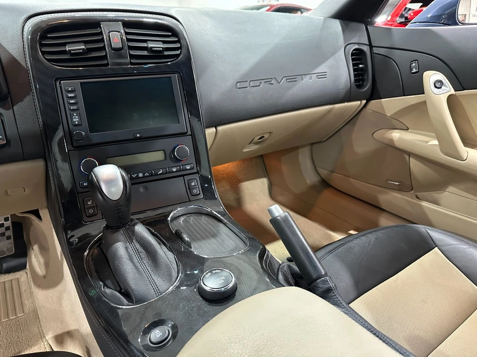 2012 Chevrolet Corvette C6 - Image 17 of 21