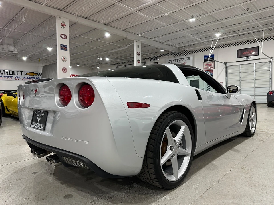 2012 Chevrolet Corvette C6 - Image 3 of 31