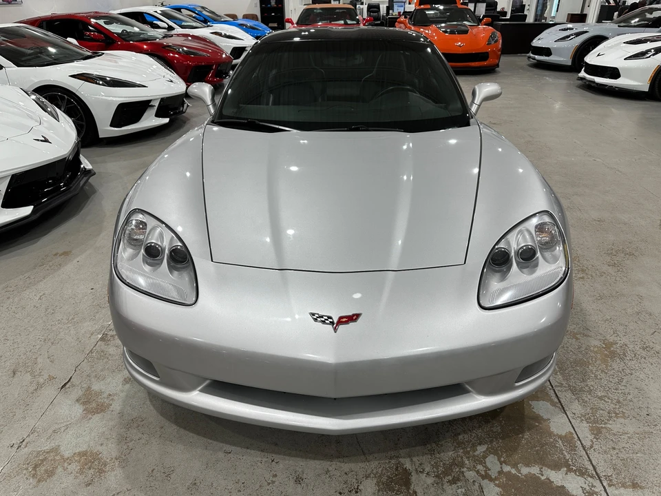 2012 Chevrolet Corvette C6 - Image 25 of 31