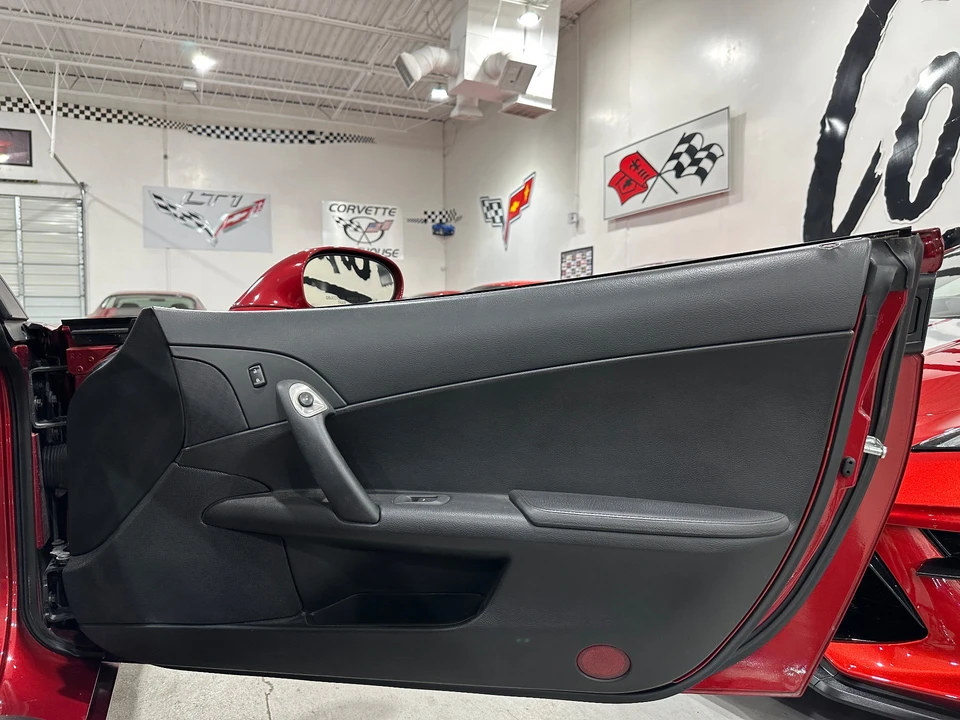 2012 Chevrolet Corvette C6 - Image 10 of 21