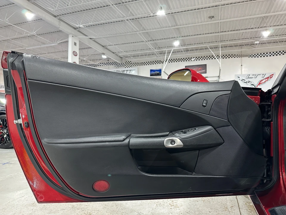 2012 Chevrolet Corvette C6 - Image 11 of 21