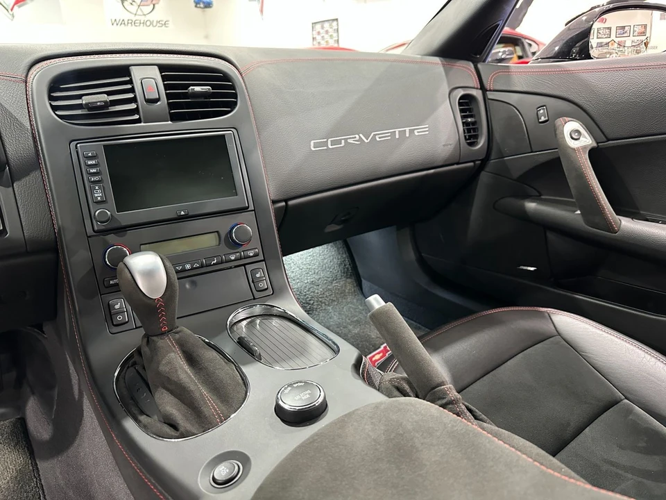 2012 Chevrolet Corvette C6 - Image 17 of 21