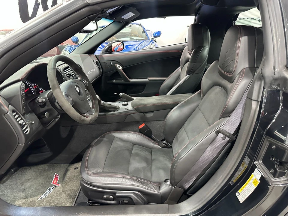 2012 Chevrolet Corvette C6 - Image 18 of 21