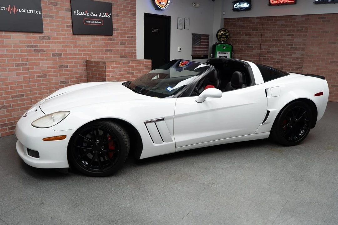 2012 Chevrolet Corvette C6 - Image 11 of 12