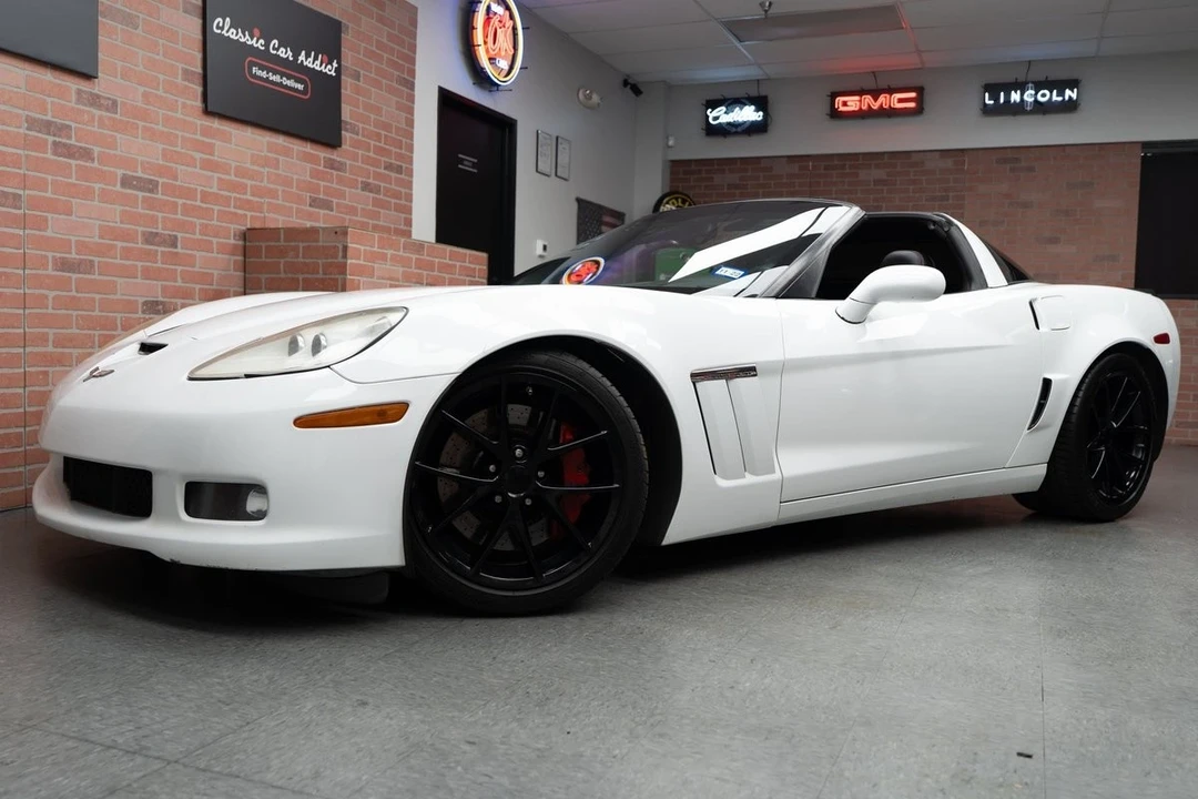 2012 Chevrolet Corvette C6 - Image 8 of 12