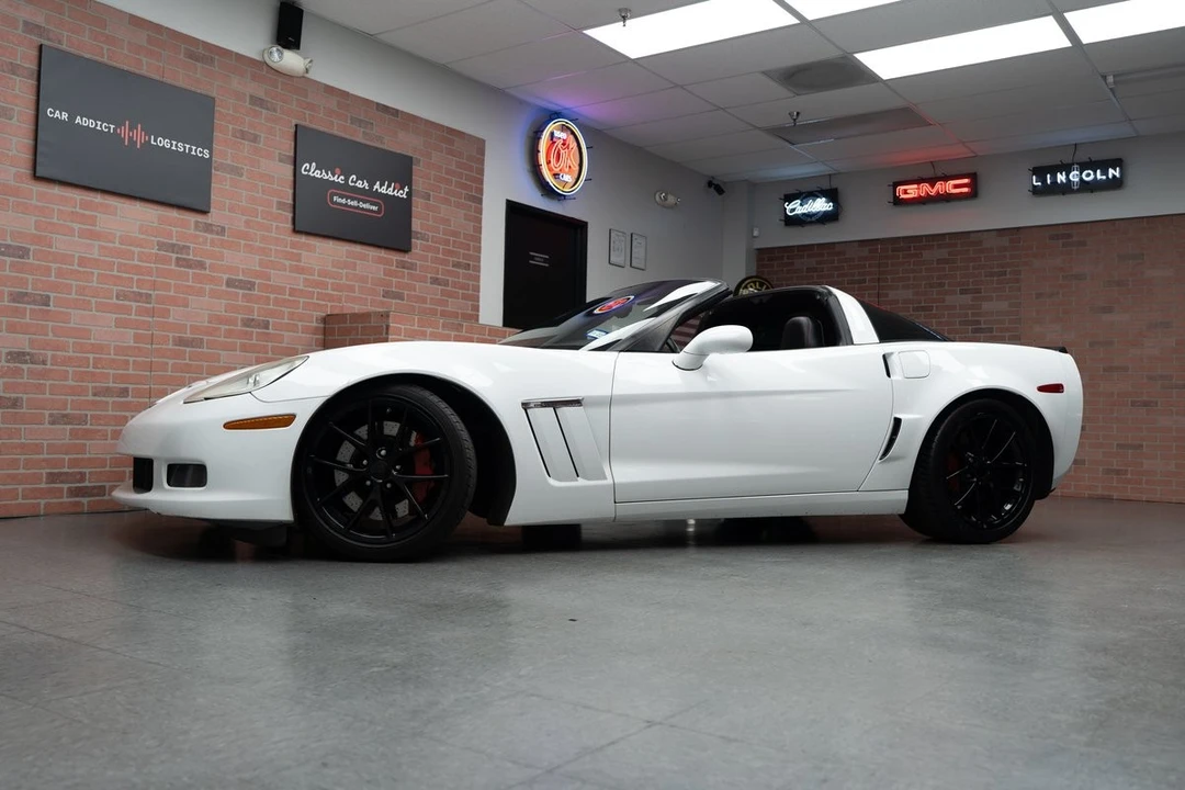 2012 Chevrolet Corvette C6 - Image 2 of 12
